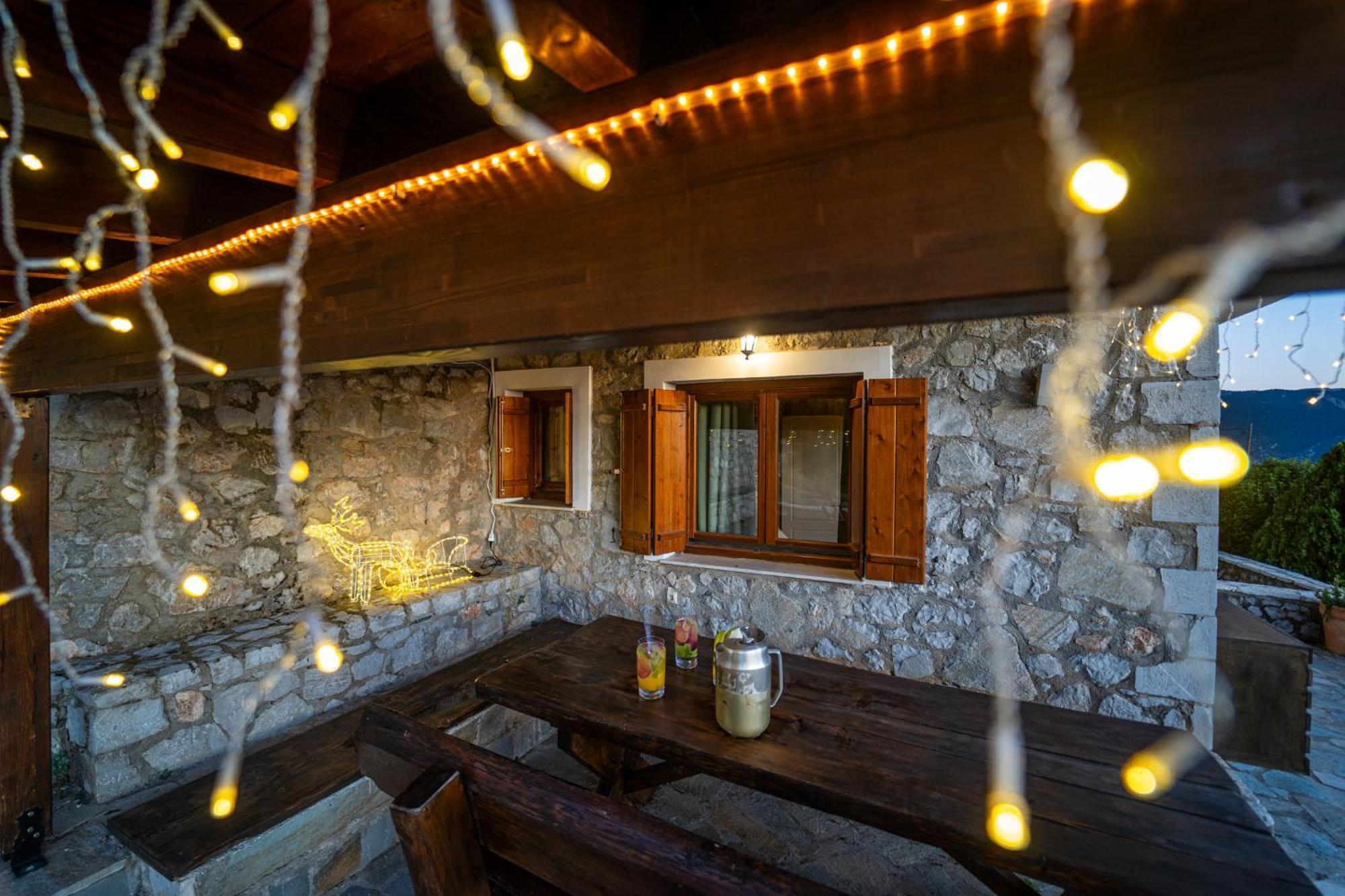 Rock Dandy Deluxe Chalet In Arachova - Delphi, Sauna, Prv Parking, Amazing View Екстериор снимка
