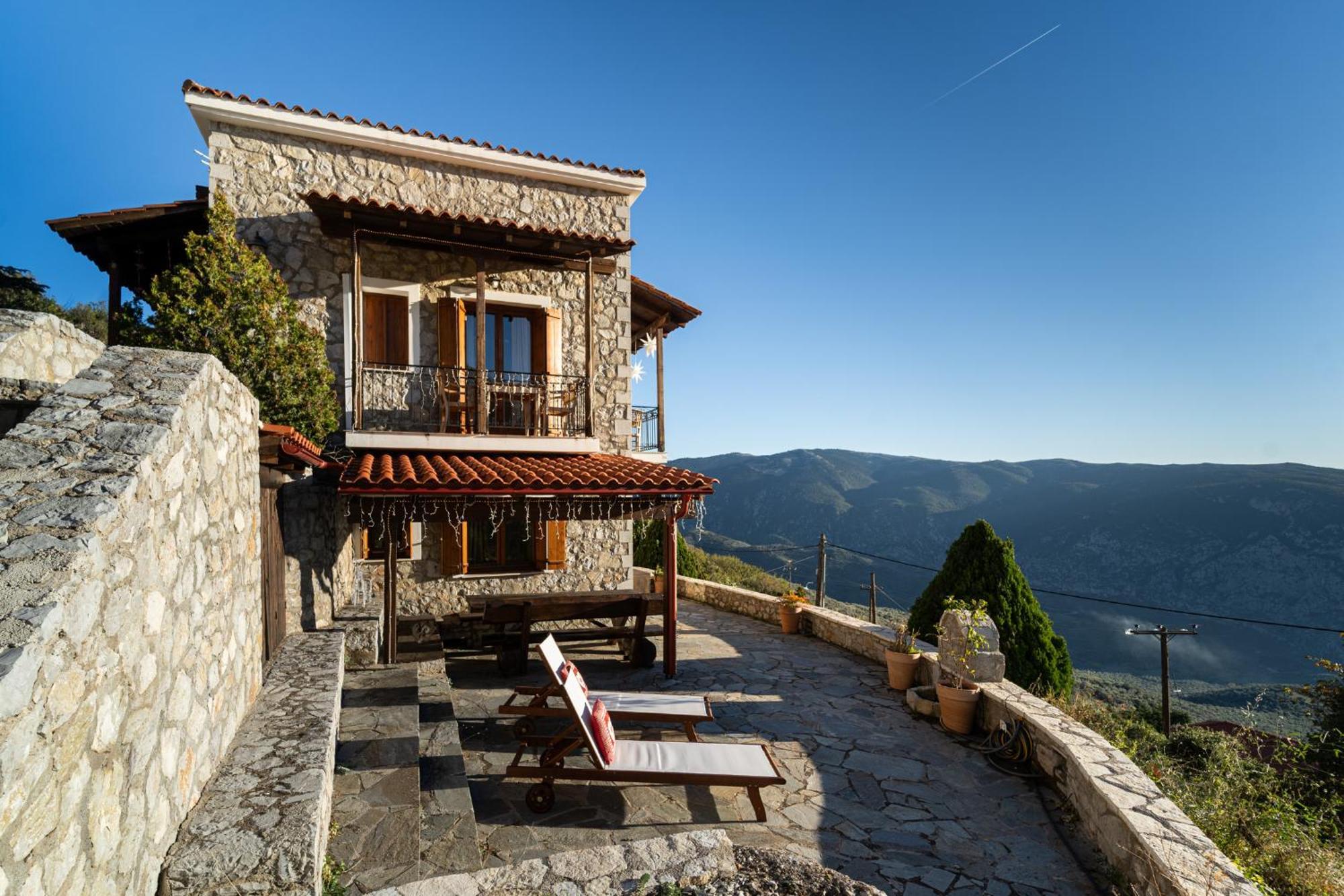 Rock Dandy Deluxe Chalet In Arachova - Delphi, Sauna, Prv Parking, Amazing View Екстериор снимка