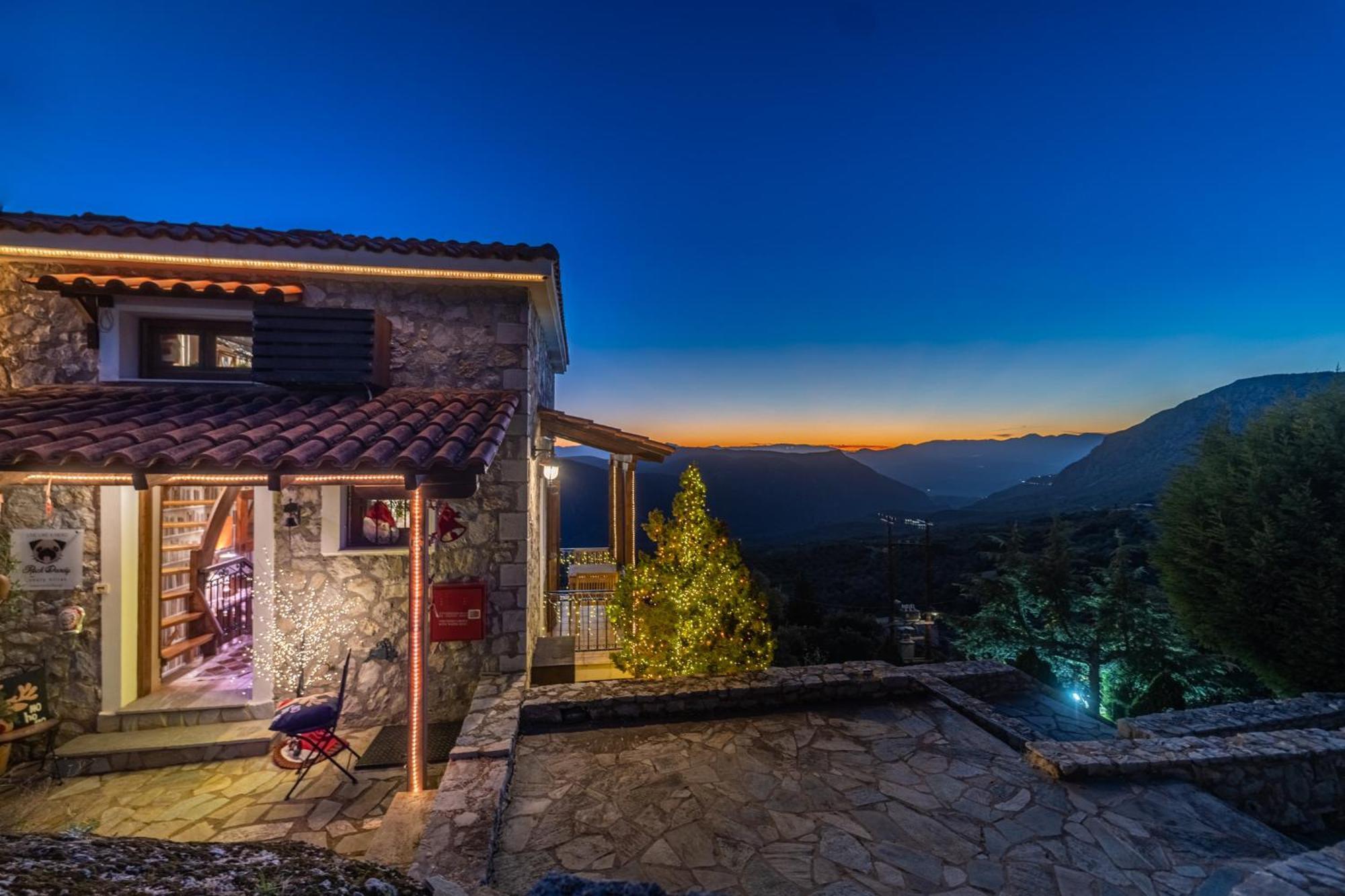Rock Dandy Deluxe Chalet In Arachova - Delphi, Sauna, Prv Parking, Amazing View Екстериор снимка